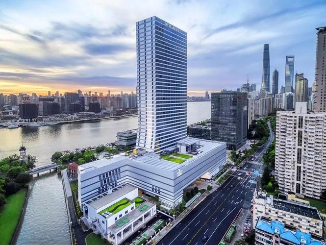 揽魔都 鉴稳行丨浦领财富铂金客户"走进上海"尊享行圆满收官